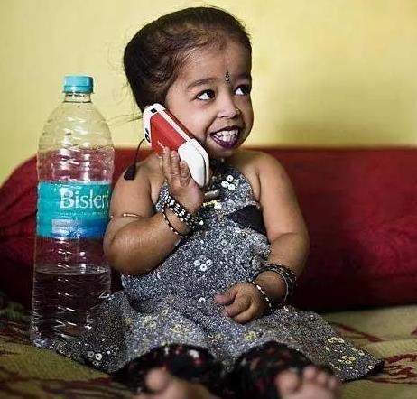 乔蒂·阿姆奇(Jyoti Amge)